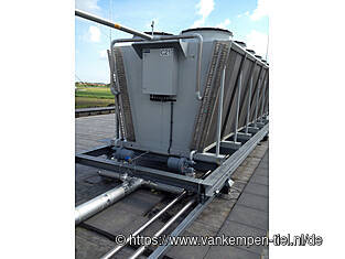 HR2 highside float regulators at v-shape condensator by van Kempen NL