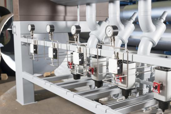 WITT Pumpenstation 2200x7000mm mit Differenzdruckverrohrung